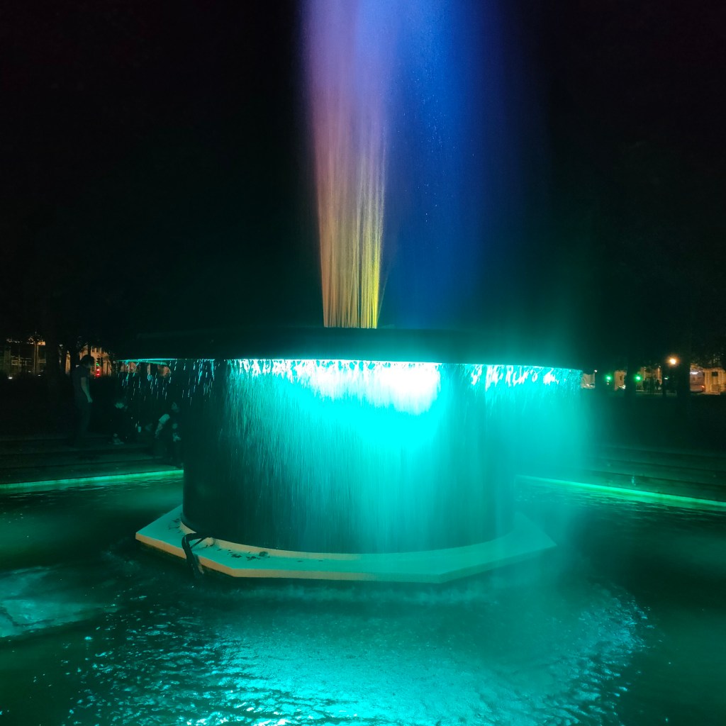 Sorcery and the&nbsp;minoritarian